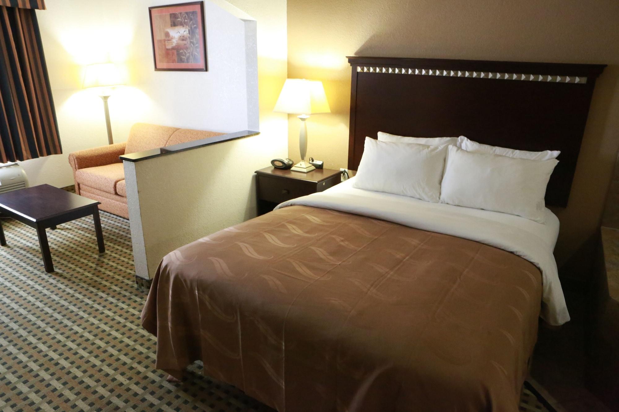 Quality Suites Burleson - Ft Worth Экстерьер фото