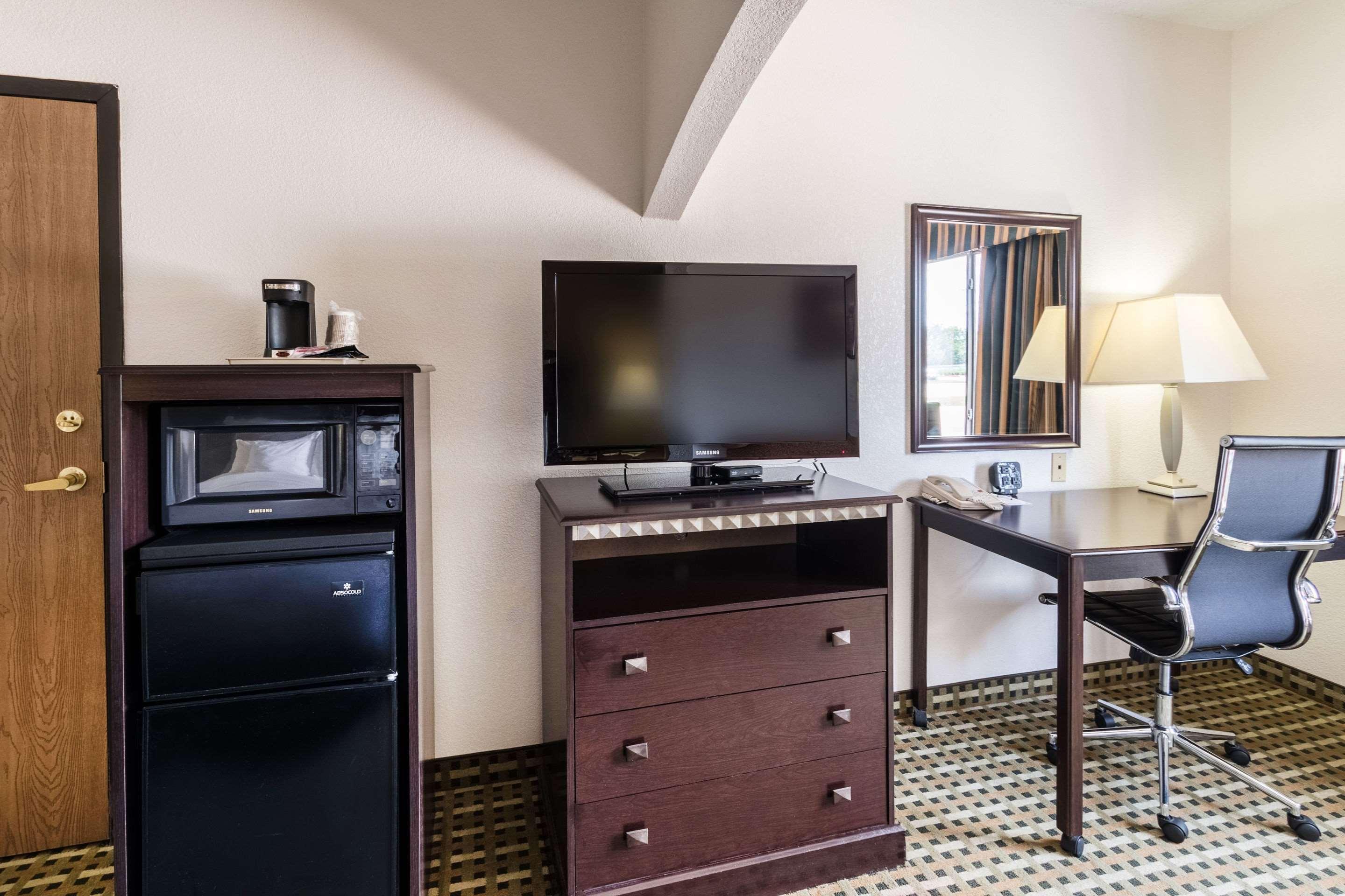 Quality Suites Burleson - Ft Worth Экстерьер фото