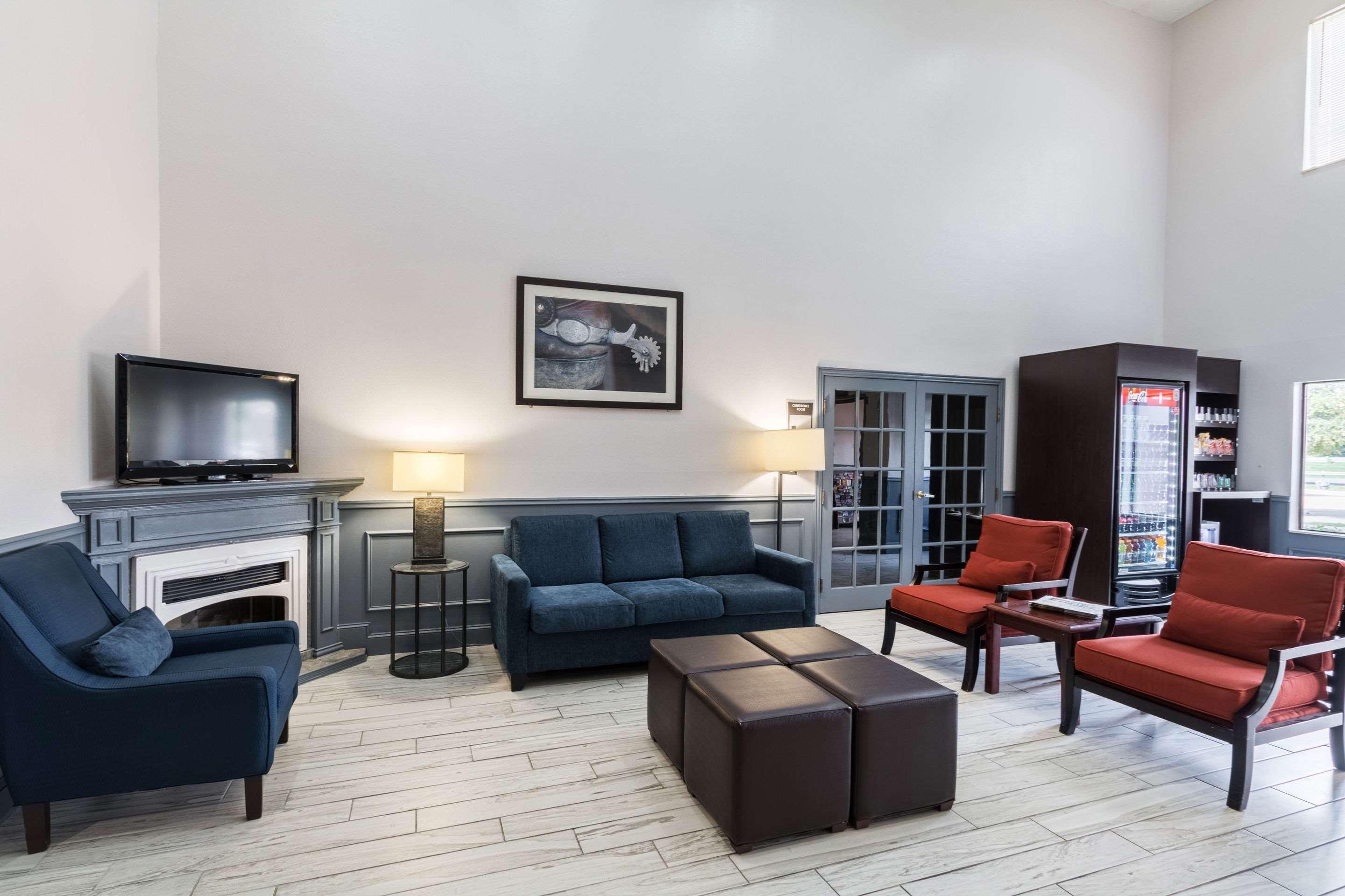 Quality Suites Burleson - Ft Worth Экстерьер фото