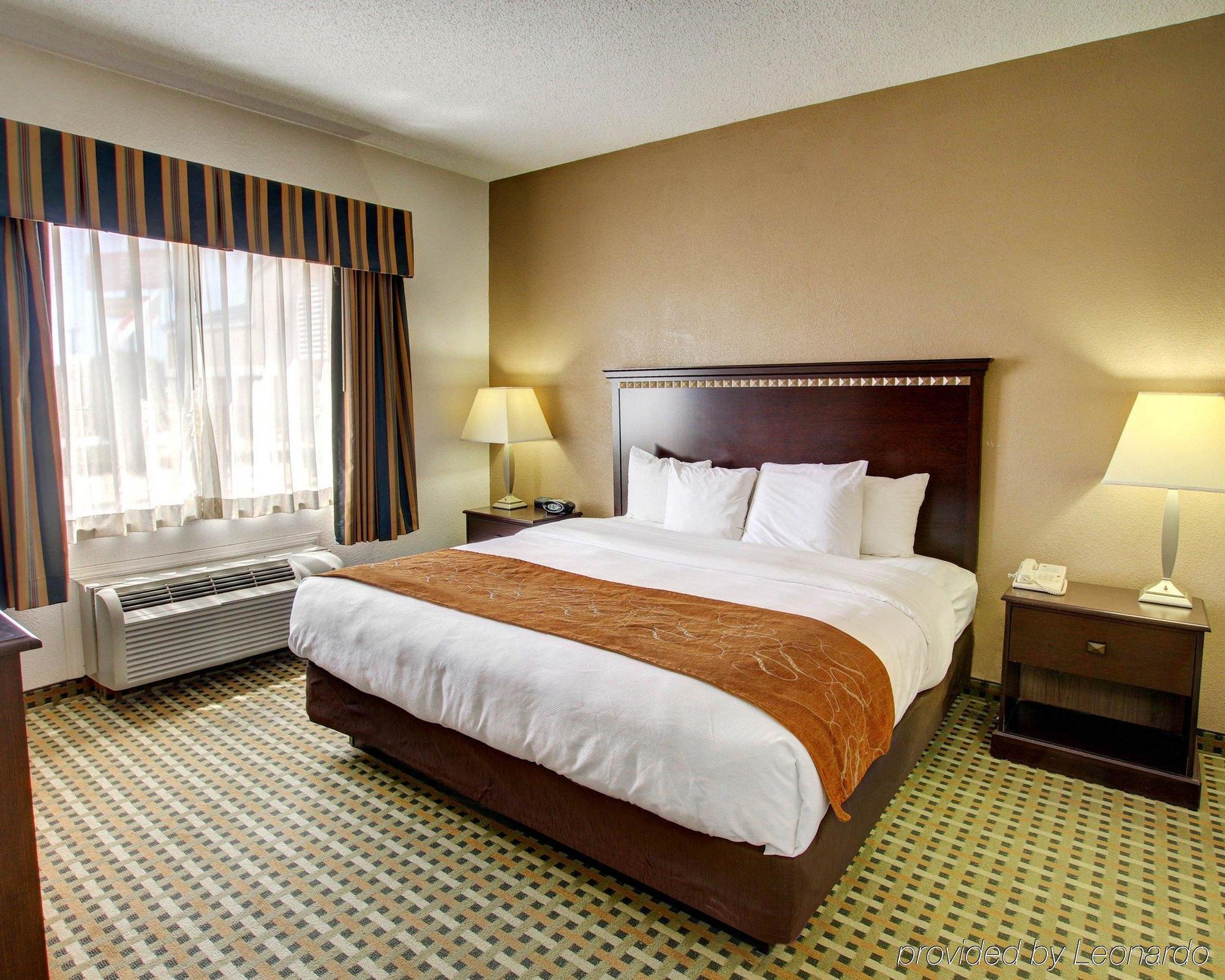 Quality Suites Burleson - Ft Worth Экстерьер фото